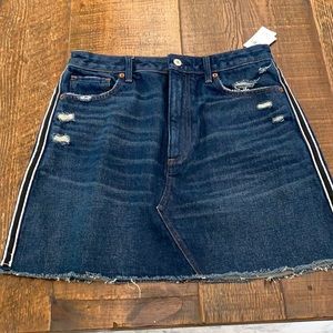 Abercrombie Zoe A line jean skirt size 30